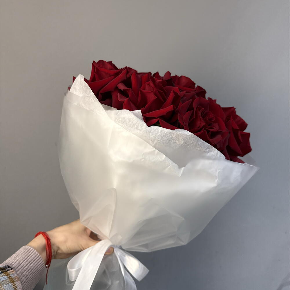 Букет из красной французской розы