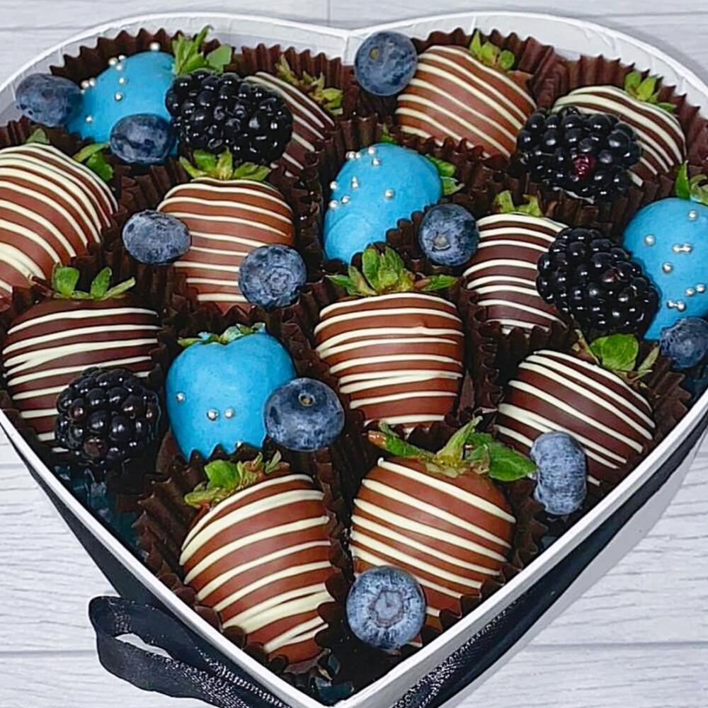 Клубника в шоколаде Man Heart