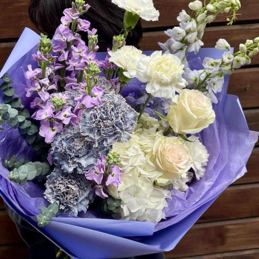 Bouquet of flowers [211]
