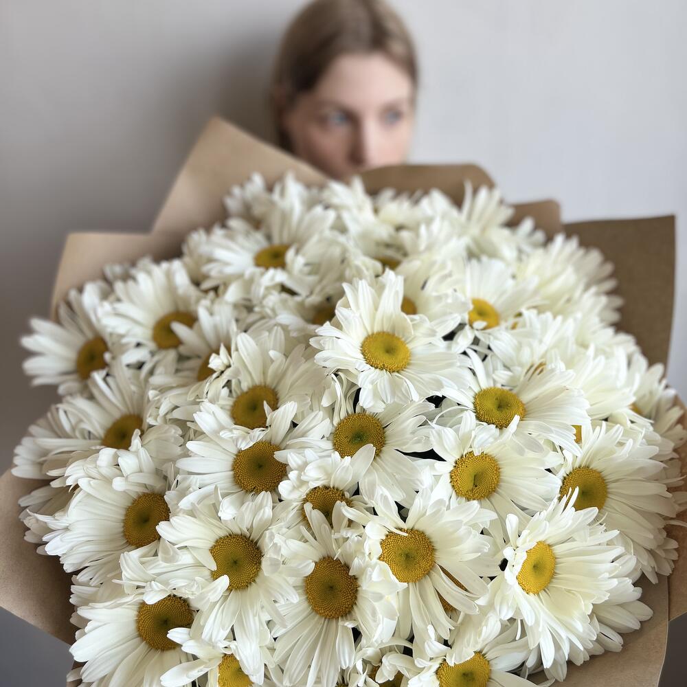 Букет из ромашек, 55 шт, арт 33 Flower Perfect