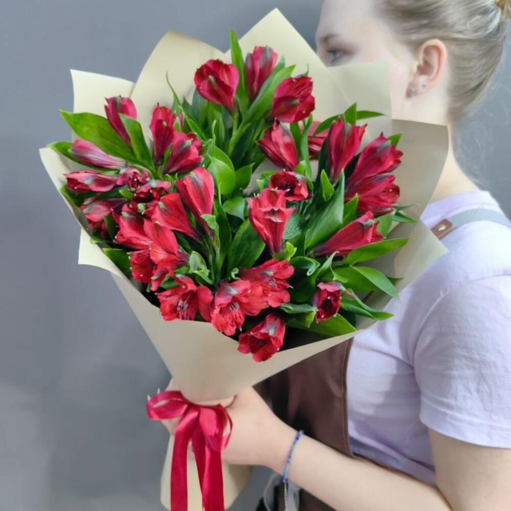 Букет из 5 красных альстромерий (арт.3548)