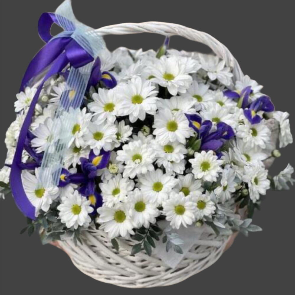 Цветы в корзине 💜