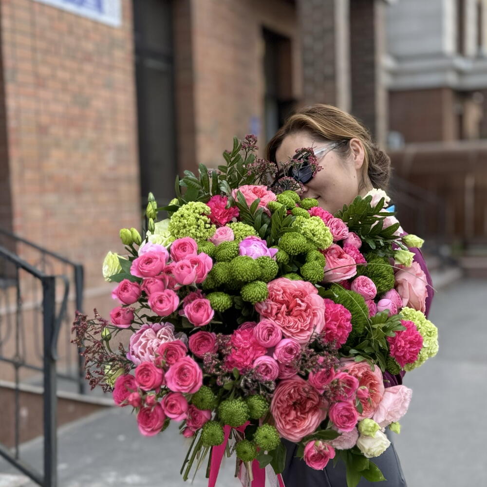 Signature bouquet with peonies and peony-style roses Bloom energy