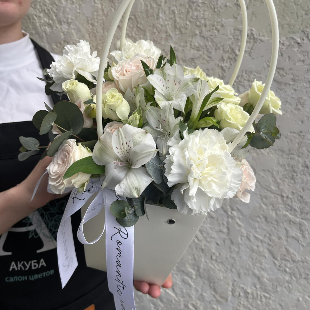 Нежная цветочная композиция «Светлые чувства»