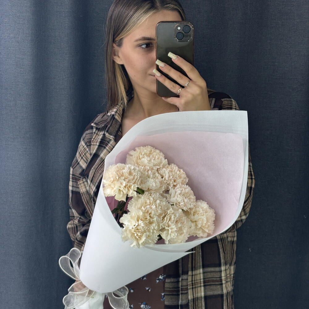 Нежный конвертик из кремовых диантусов 🍨🫶🏻