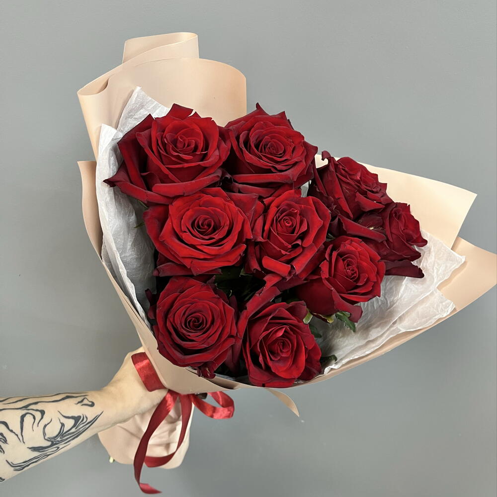 Красные розы 🌹