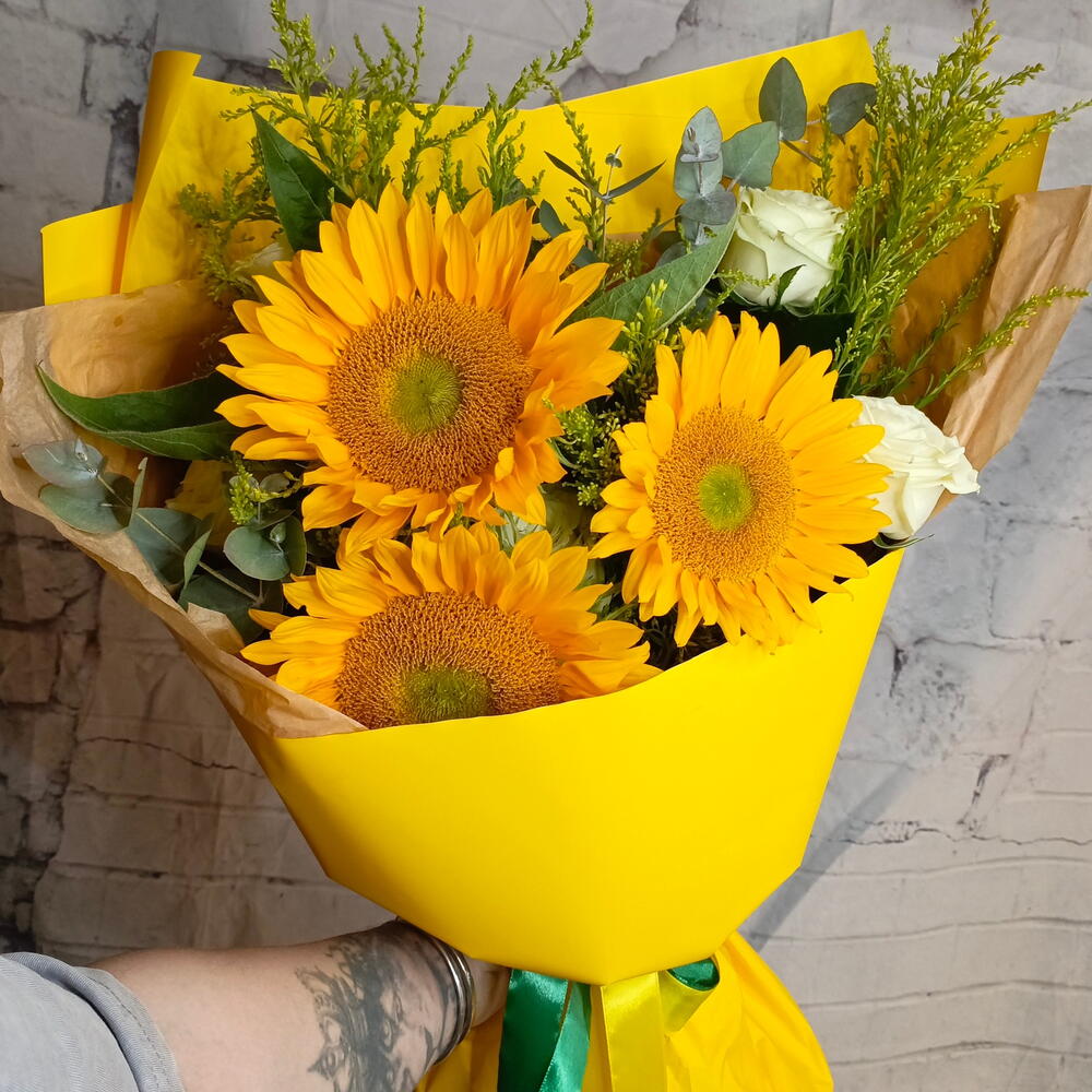 Букет с подсолнухом 🌻