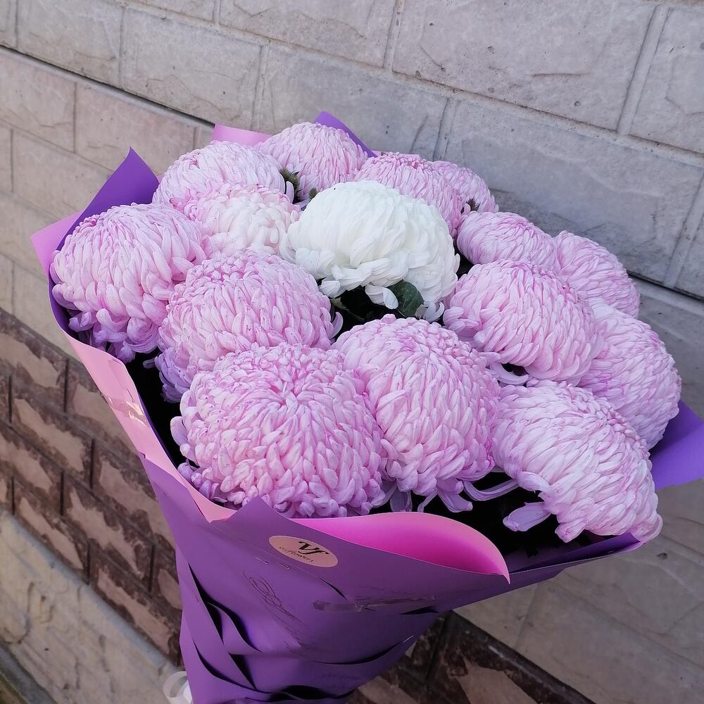 Рожевый букет хризантем Розовый