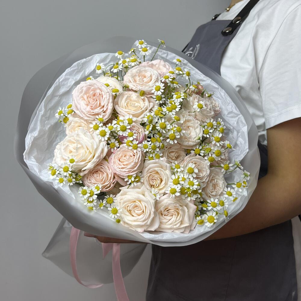 Роза и ромашка букет