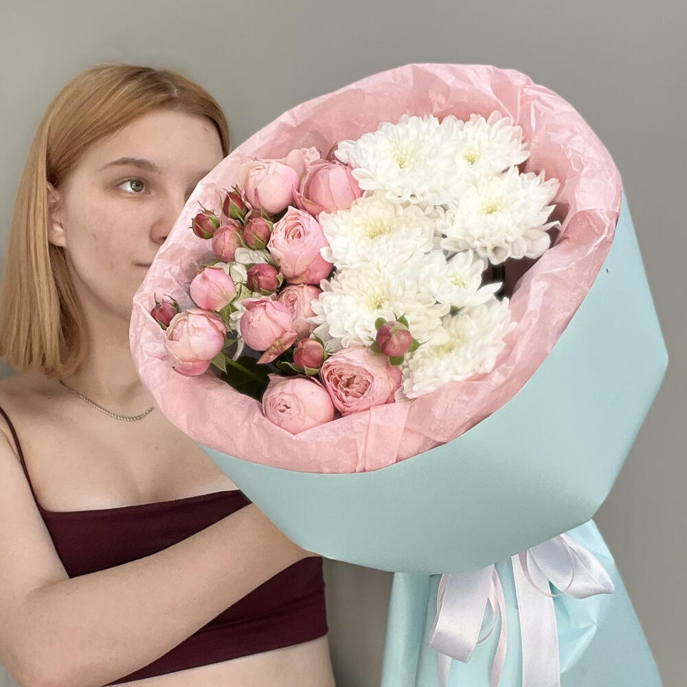 Букет с кустовыми розами 💕