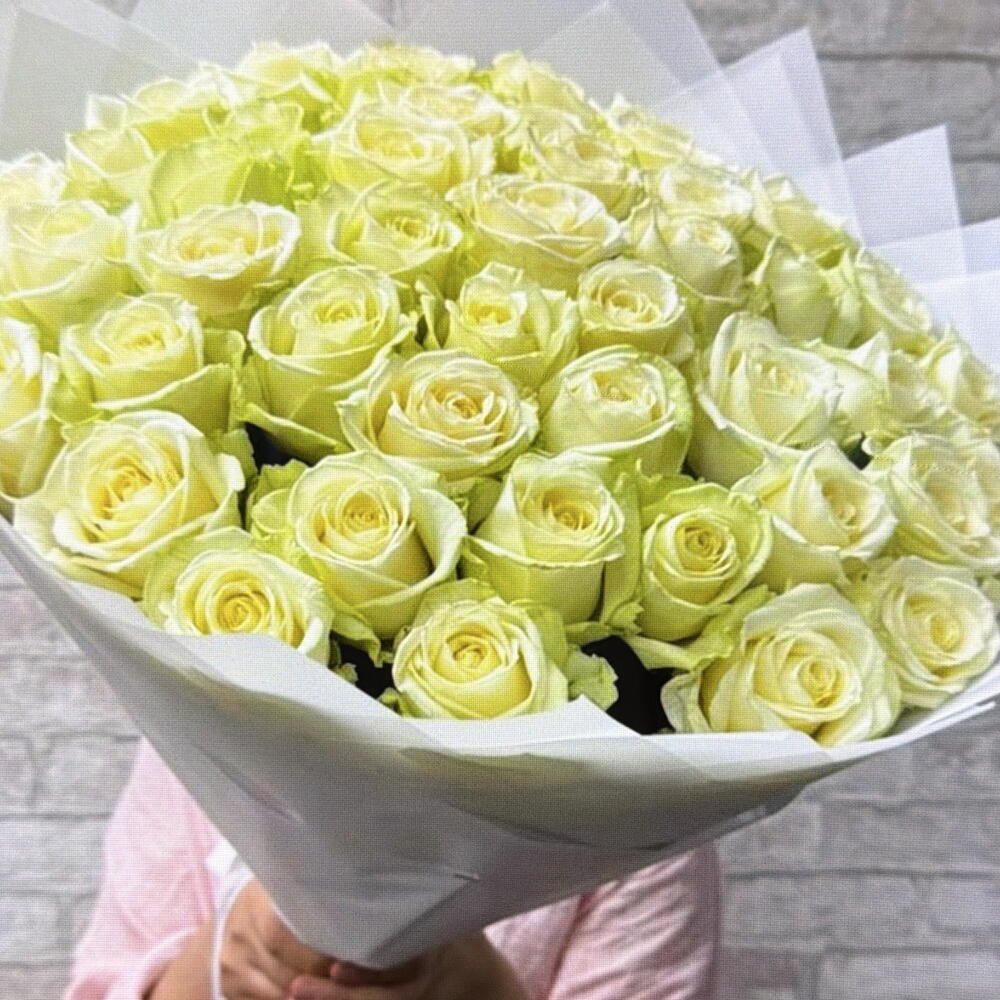 51 Роза белые розы 60см