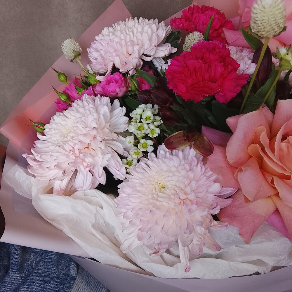 Хризантемы с розами 💓