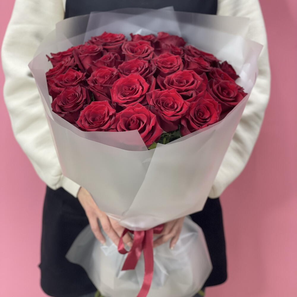 Моно букет из 25 красных роз 🌹