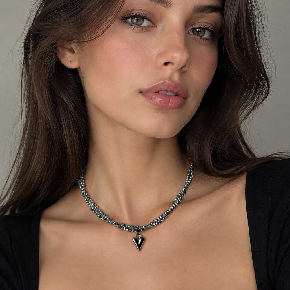 Чокер с подвеской Сердце