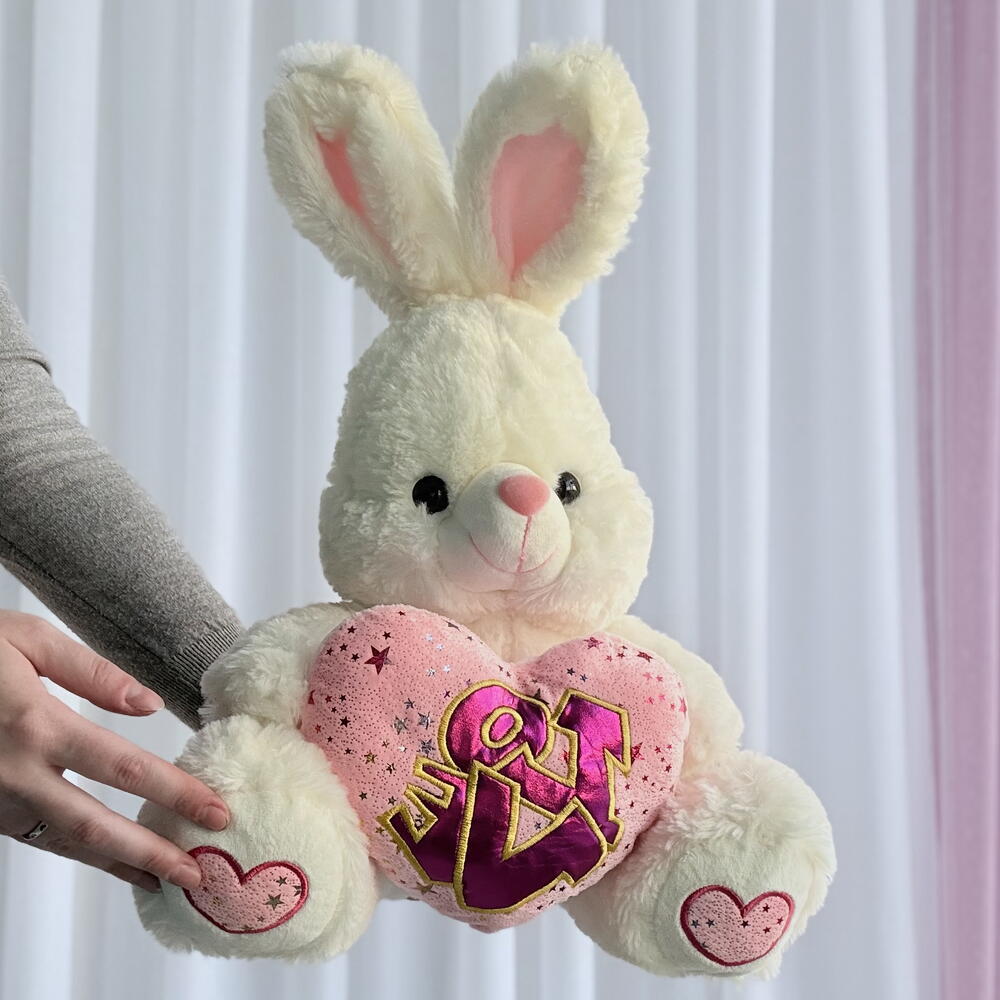 Заяц "Love"