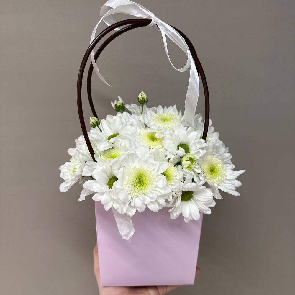Микс хризантемы в сумочке