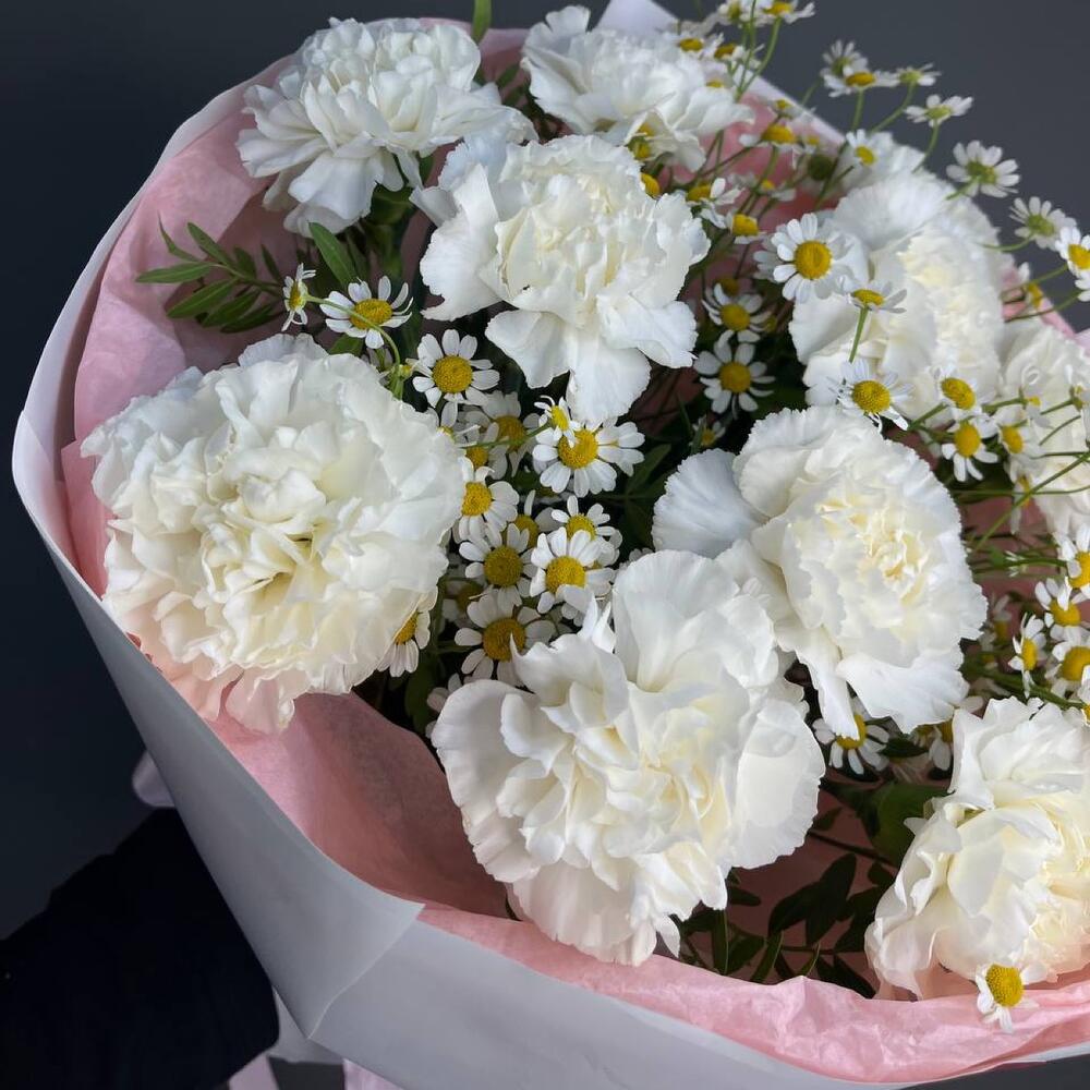 Диантусы с ромашками