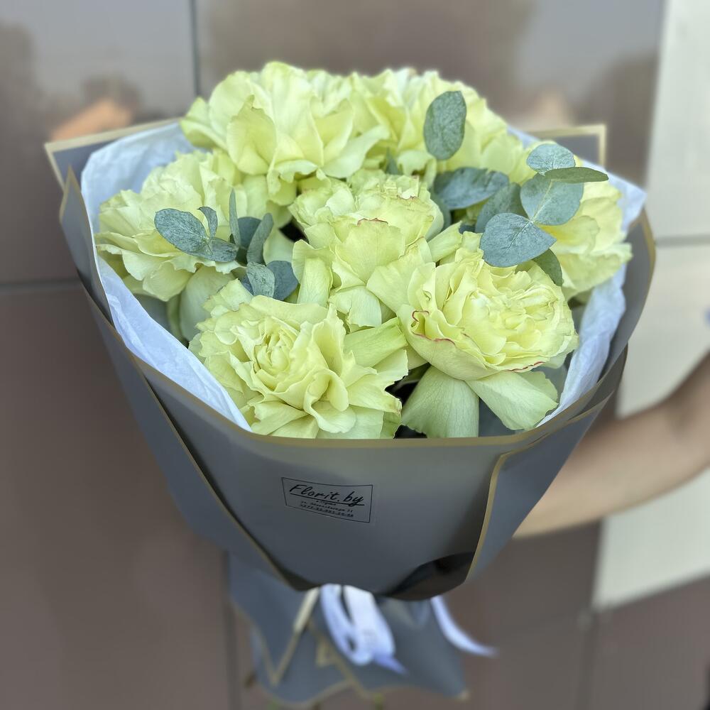 7 Французских белых роз