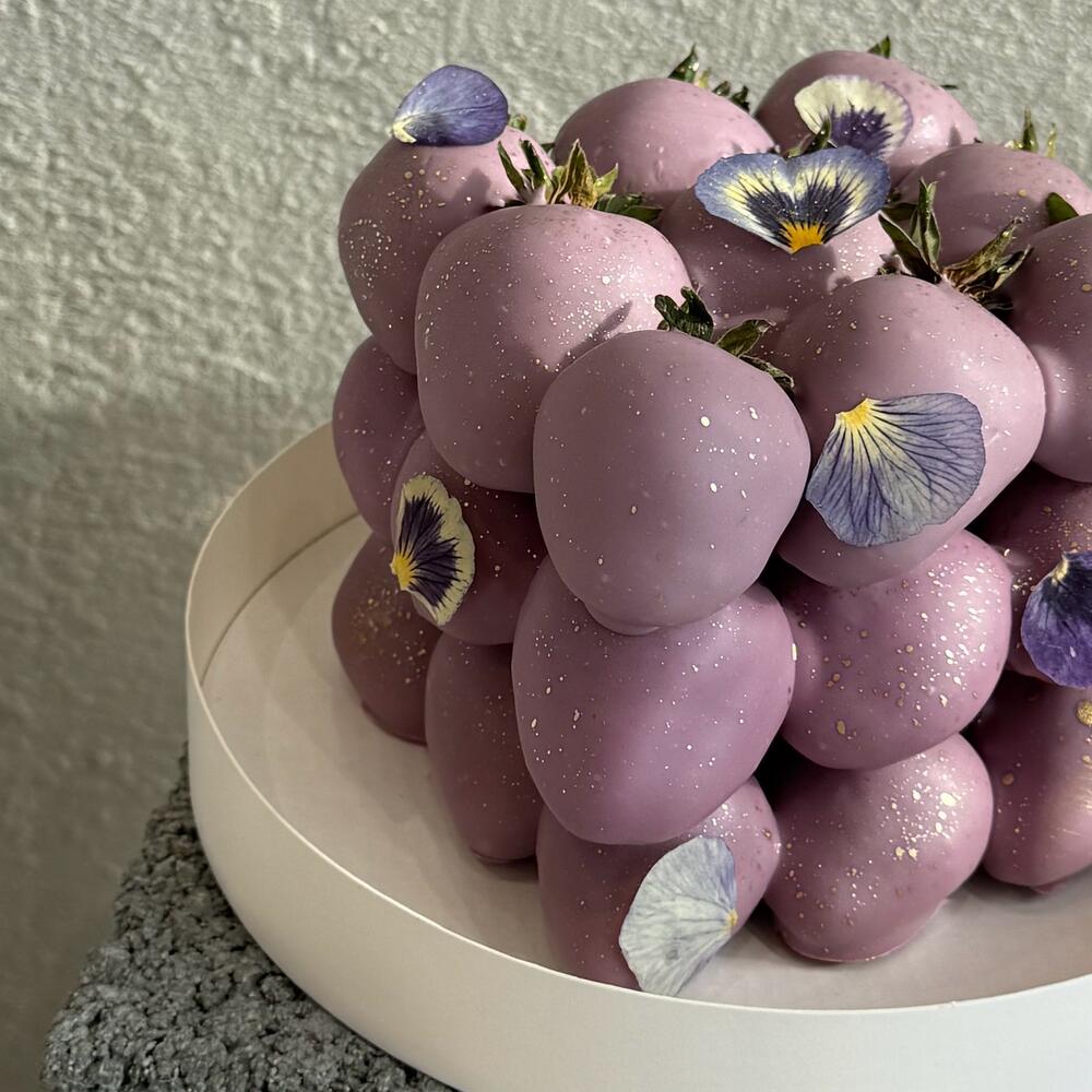 Клубничная композиция 27🍓