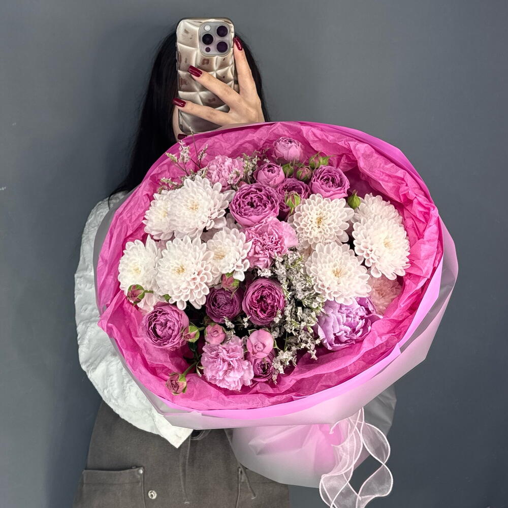 Авторский букет💐 с Пионами и Кустовой Пионовидной Розы