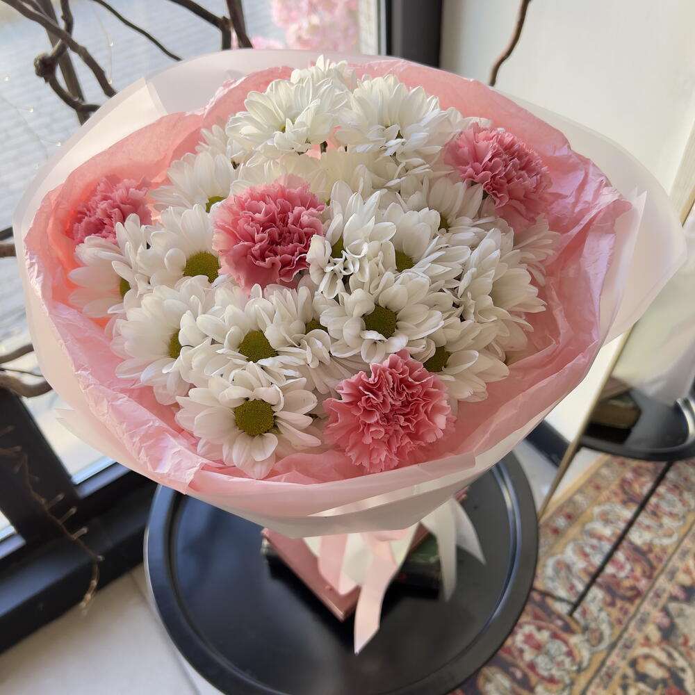 Розовые конффети