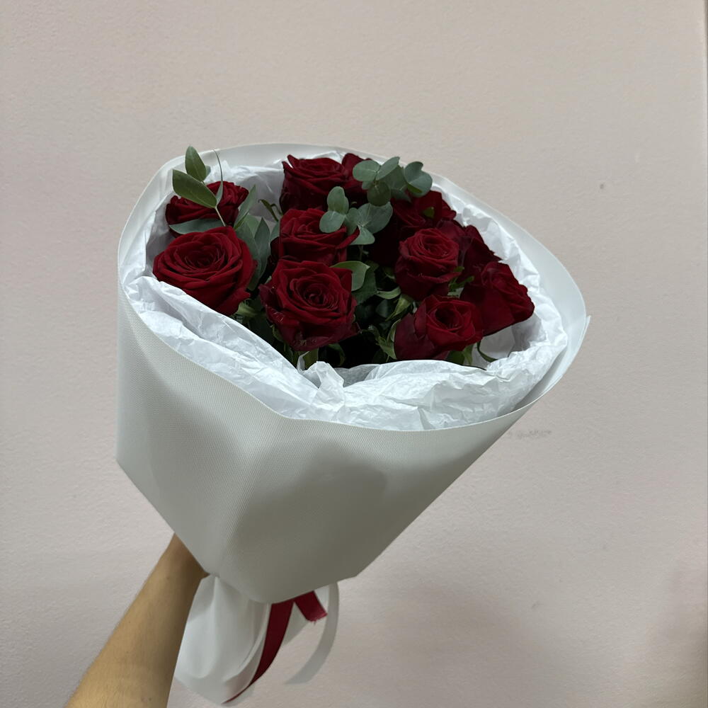 Букет красных роз️