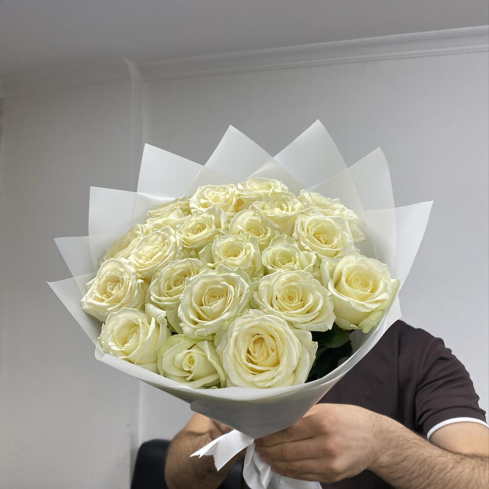 Белые розы 25шт🌹🌹🌹
