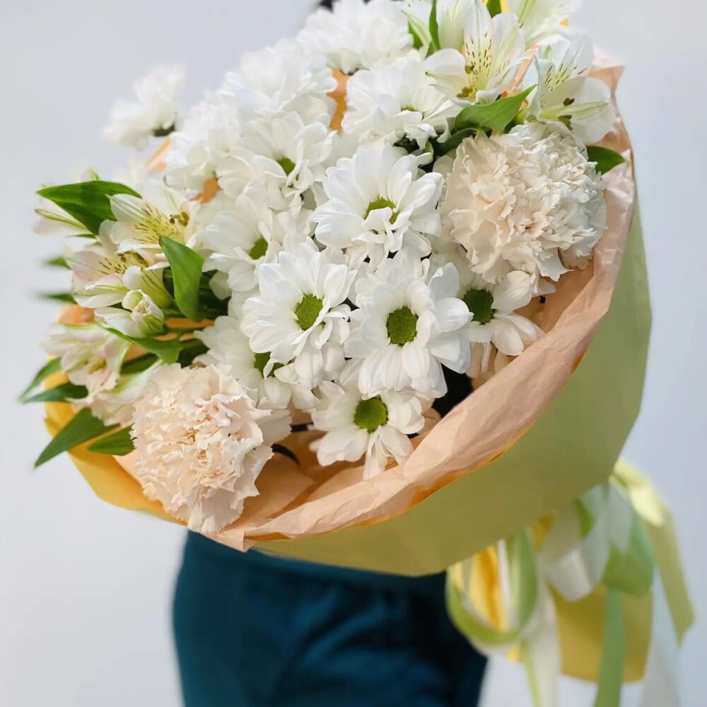 Ромашки, альстромерии, диантус💐💐💐