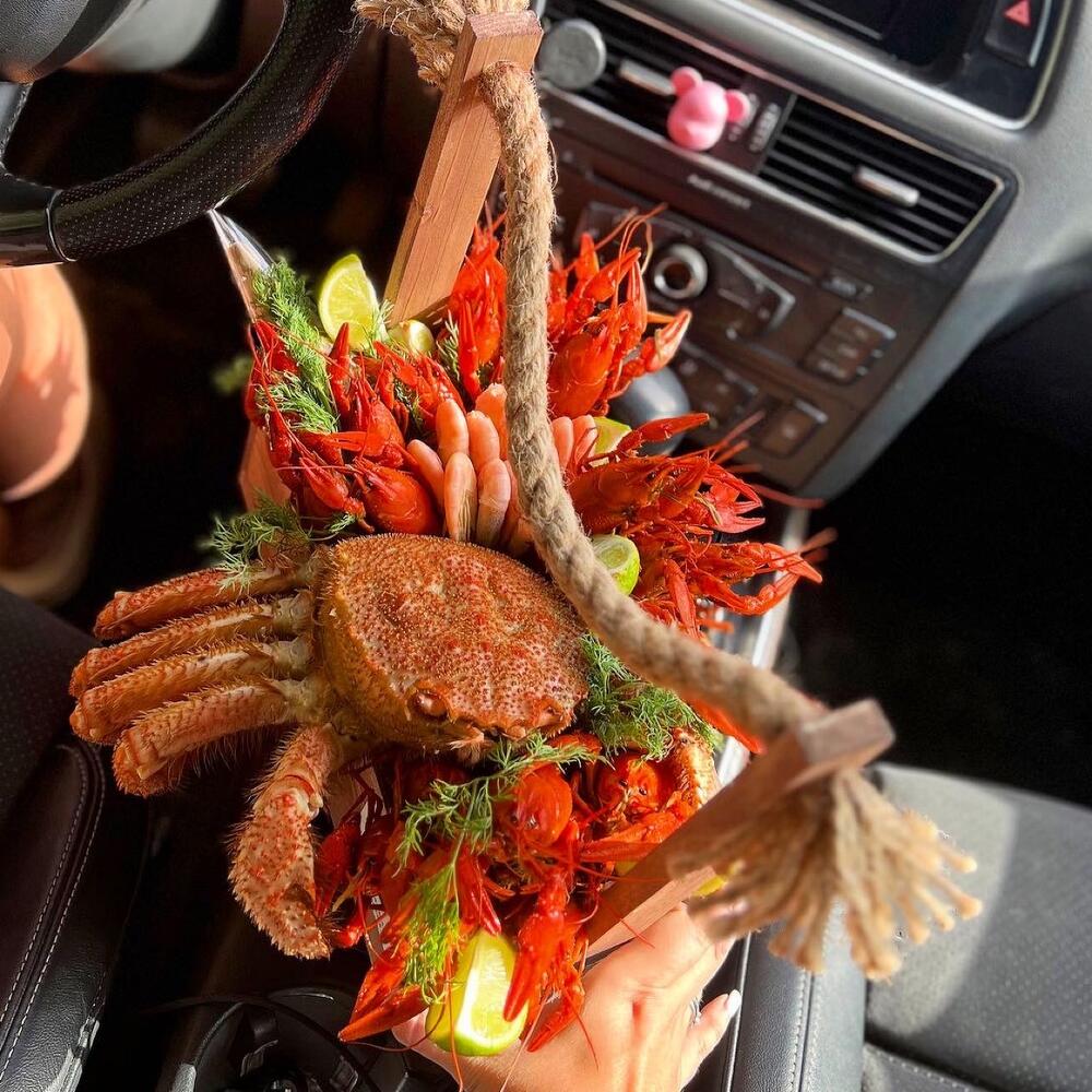 Royal crabs