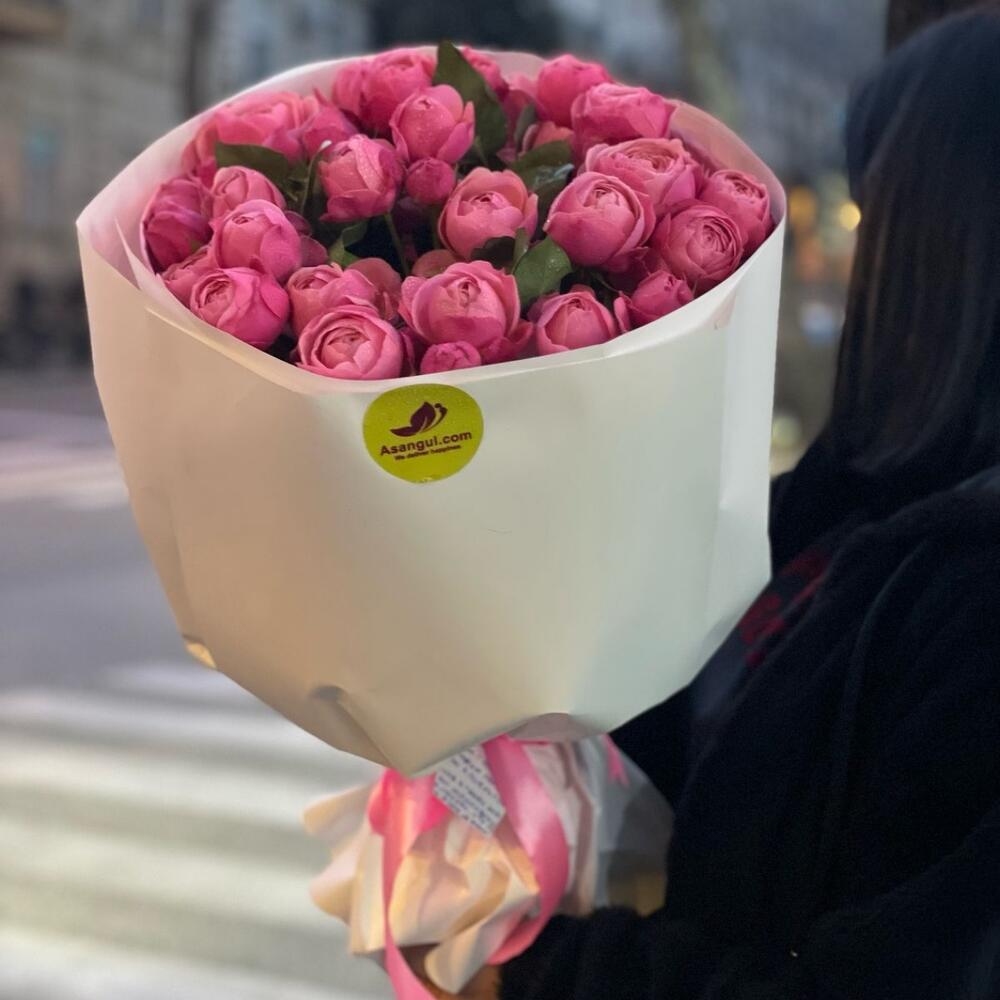 PionFlo's signature bouquet N1