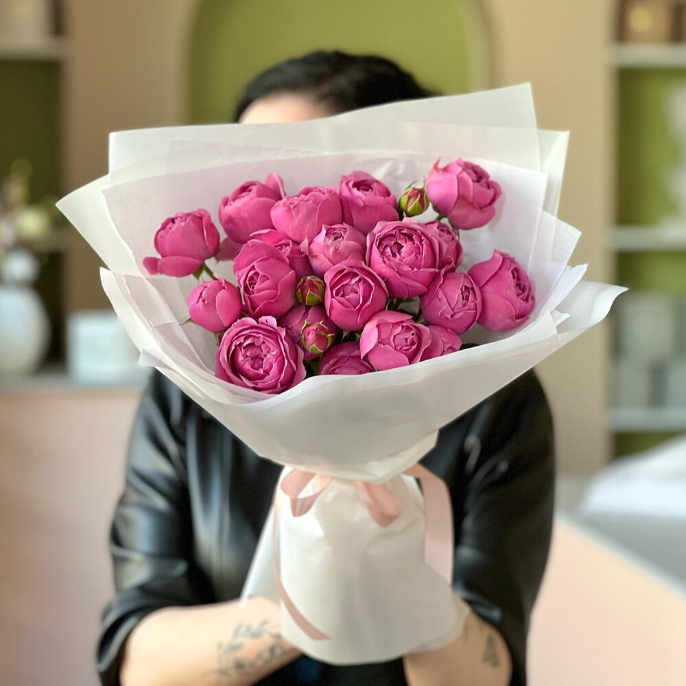 Пион. кустовые малиновые розы маме Акция от Vivienne Sabo