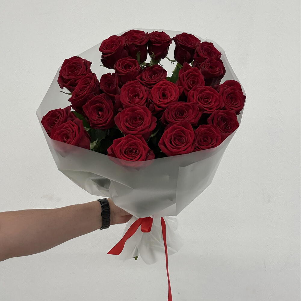 Красные розы 🌹