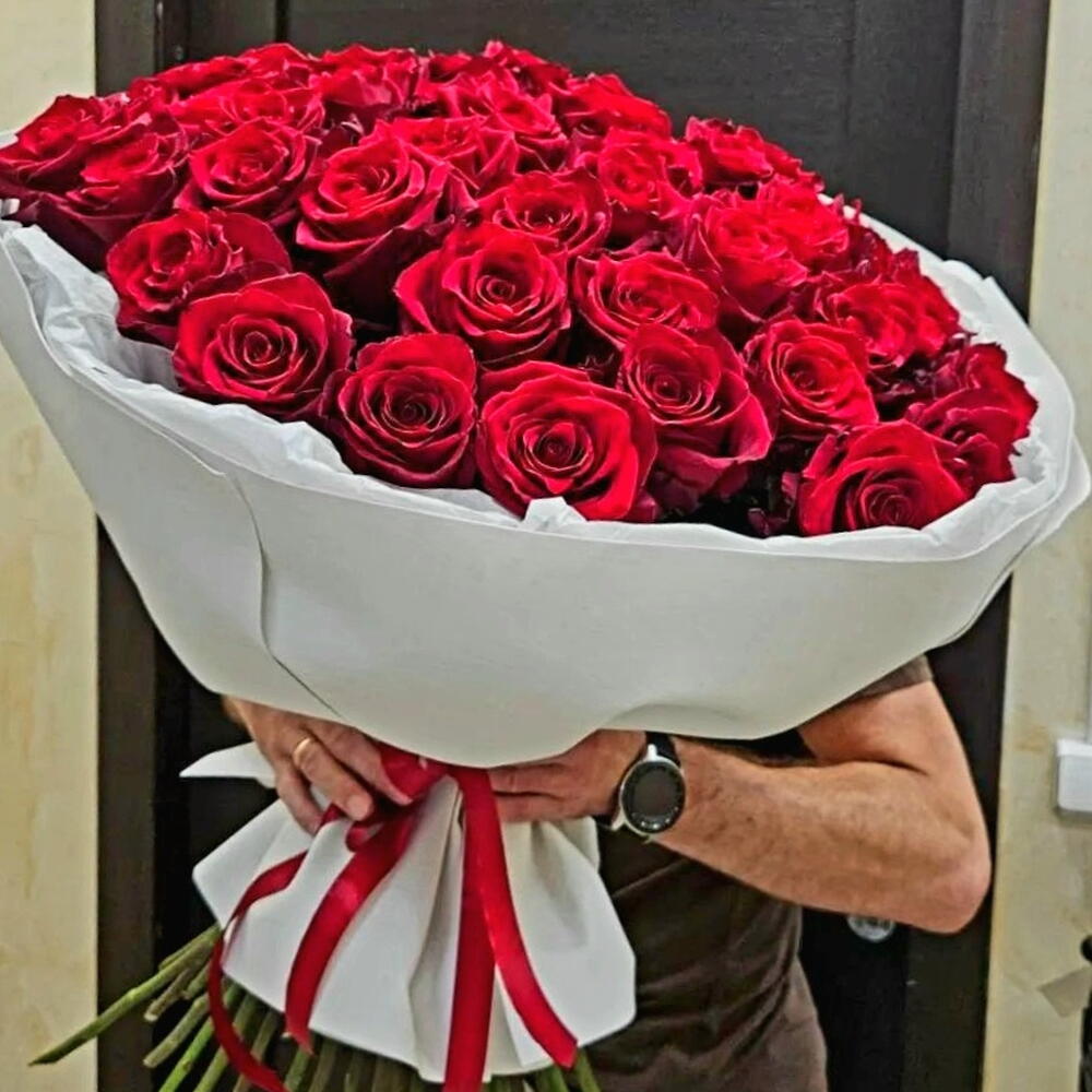 Бордовый всплеск