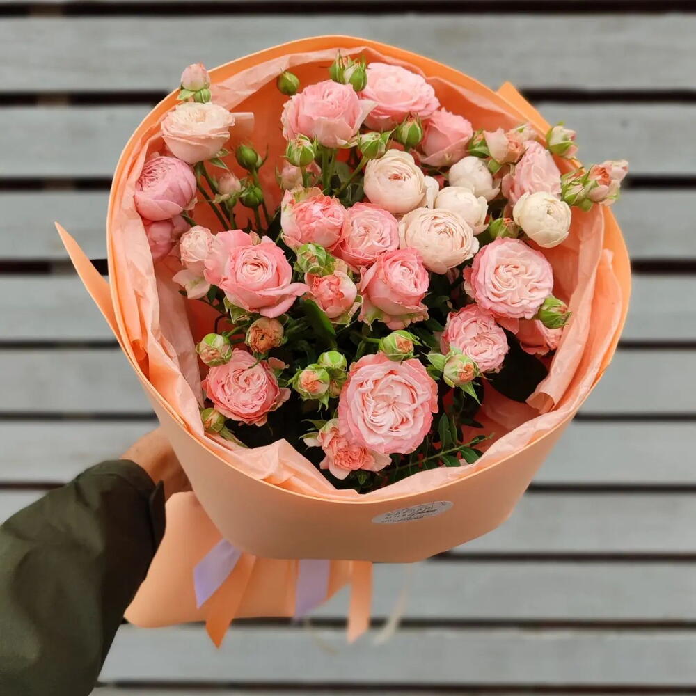 Кустовые розы моно 9