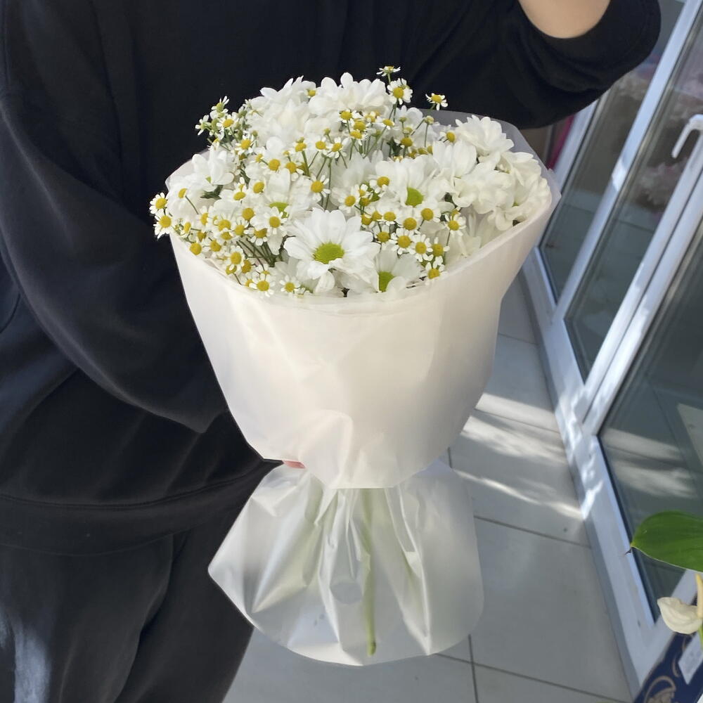 Букет с ромашками