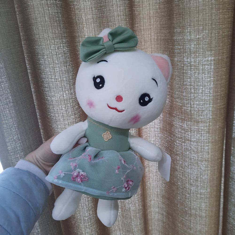Котенок в платьеце