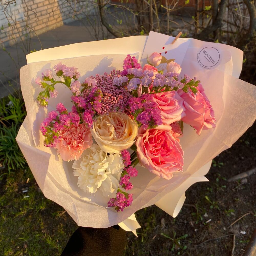Нежный букет в розовых тонах, Flowers & Gifts Saint Petersburg, buy at