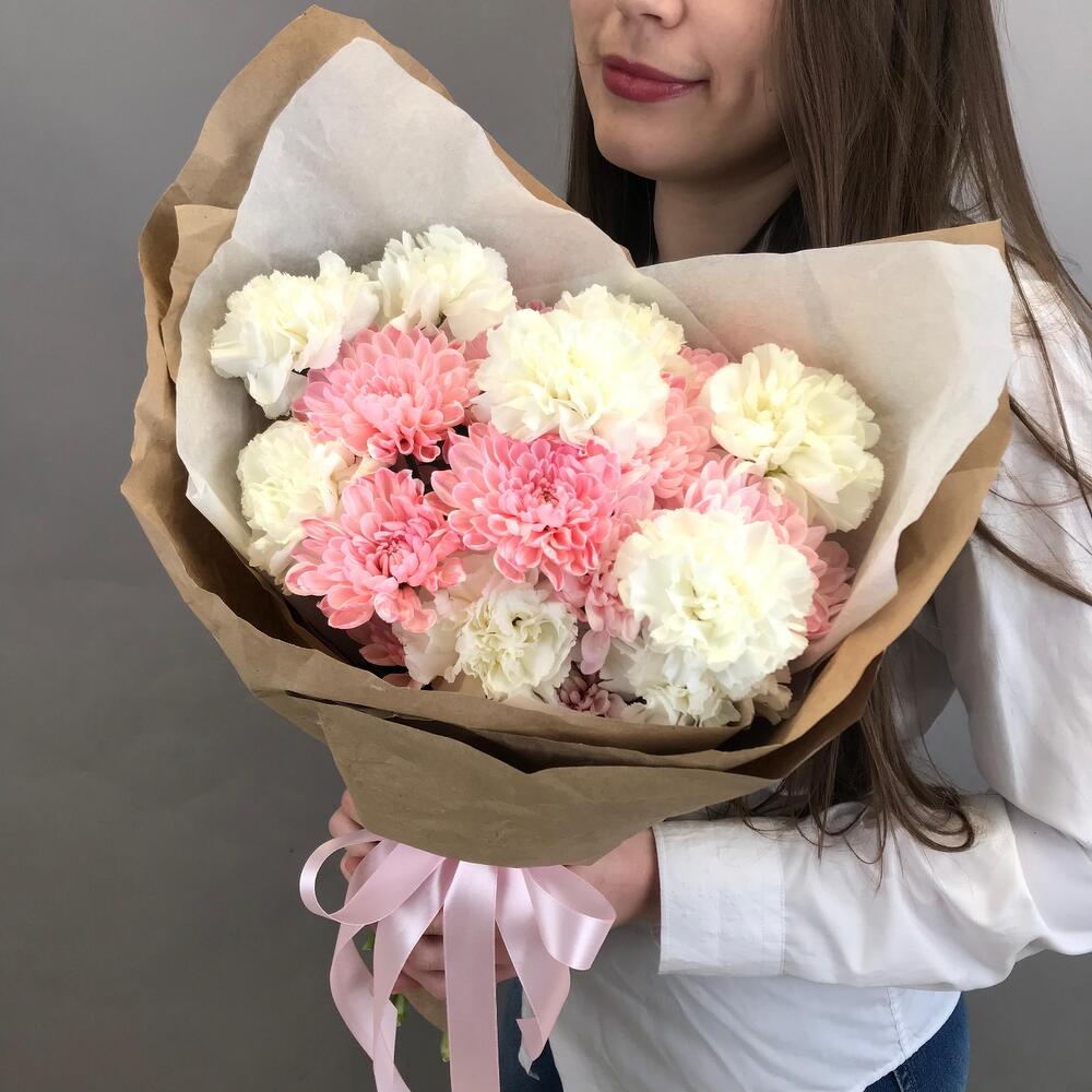 Диантусы и кустовая хризантема