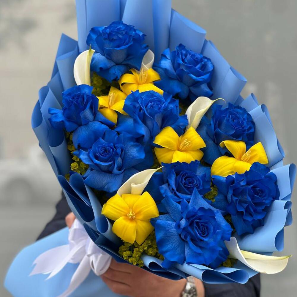 Holland Roses and Holland Tulips Bouquet N-017
