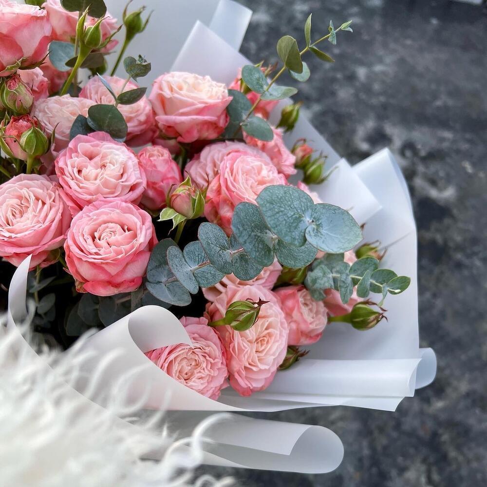 Мадам Бомбастик💕 кустовые розы