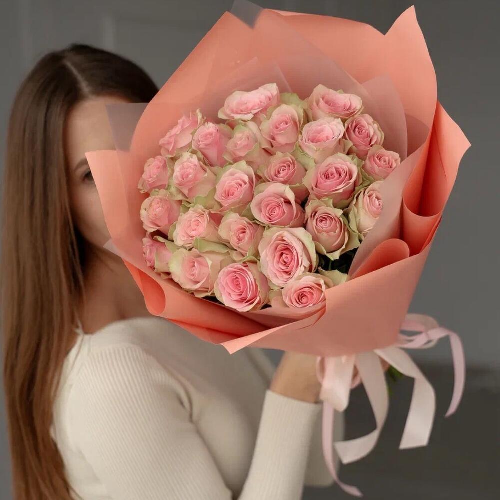 Розы Кения розовые 40см (25шт)