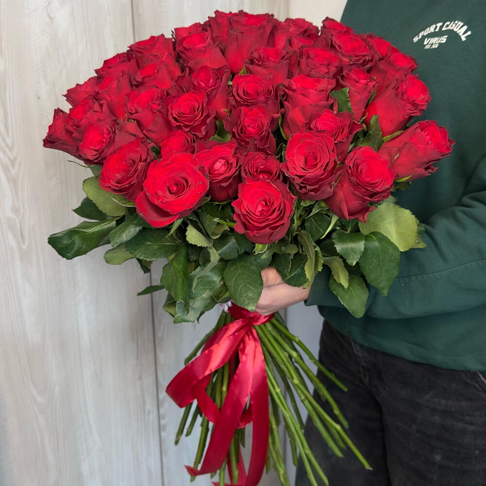 Букет из 51 красной розы Родос