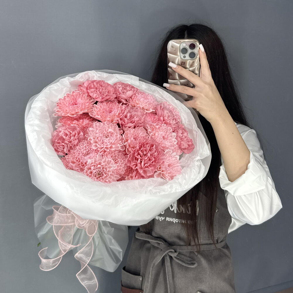 Авторский букет😍 с персиковыми хризантемами и диантусами