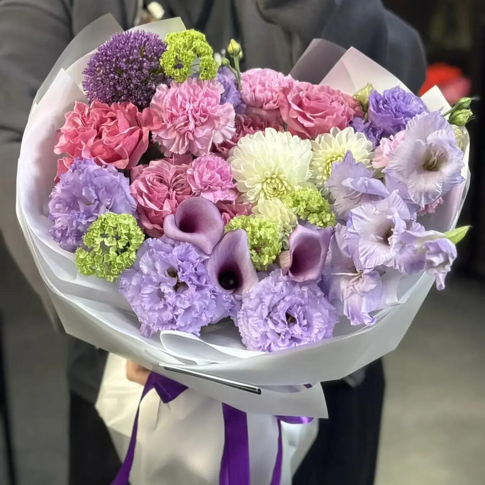 Букет с гладиолусами в фиолетовых тонах 💜