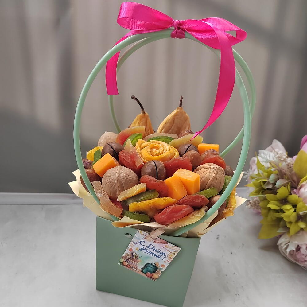 Подарок вкусный в сумочке к Дню учителя