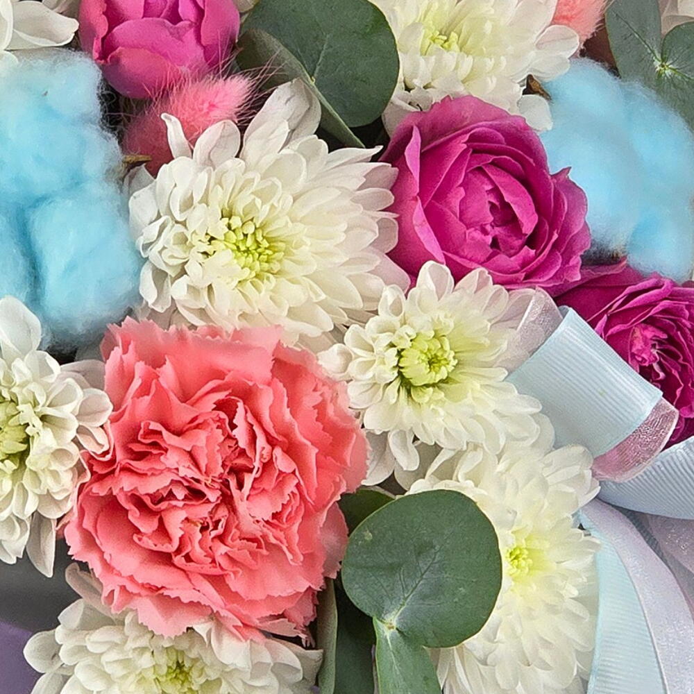 Композиция "Bubblegum cotton ️" с пионовидными кустовыми розами