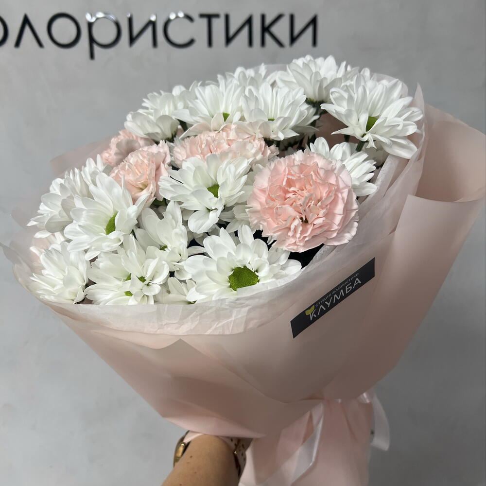 Сборный букет с ромашками