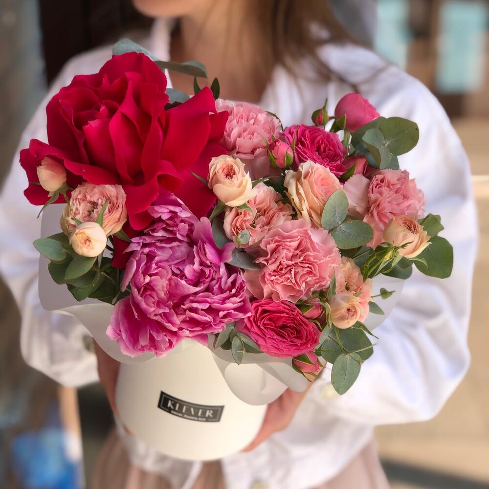 Цветы в коробке «Королевский цветок», Цветы и подарки в Казани, купить ...