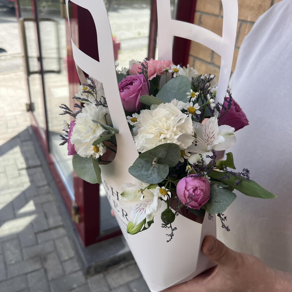 Цветы в коробке