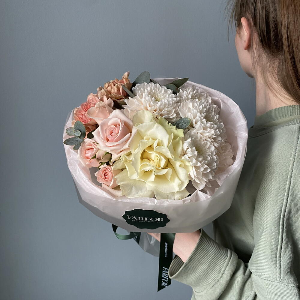 Букет с белой французской розой